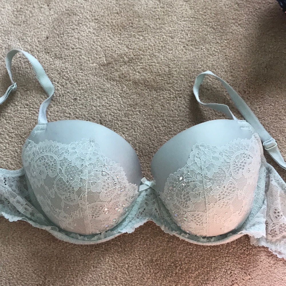 VS sparkly bra